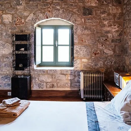 Modern 2bdr Stone Tower, Majestic View In Mani Дом отдыха