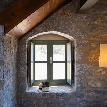 Modern 2bdr Stone Tower, Majestic View In Mani Holiday home *