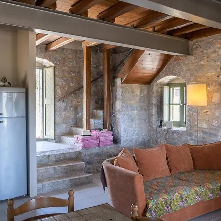 Holiday home Modern 2bdr Stone Tower, Majestic View In Mani *